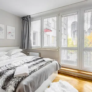  Apartament P&o Krochmalna Ii Polska